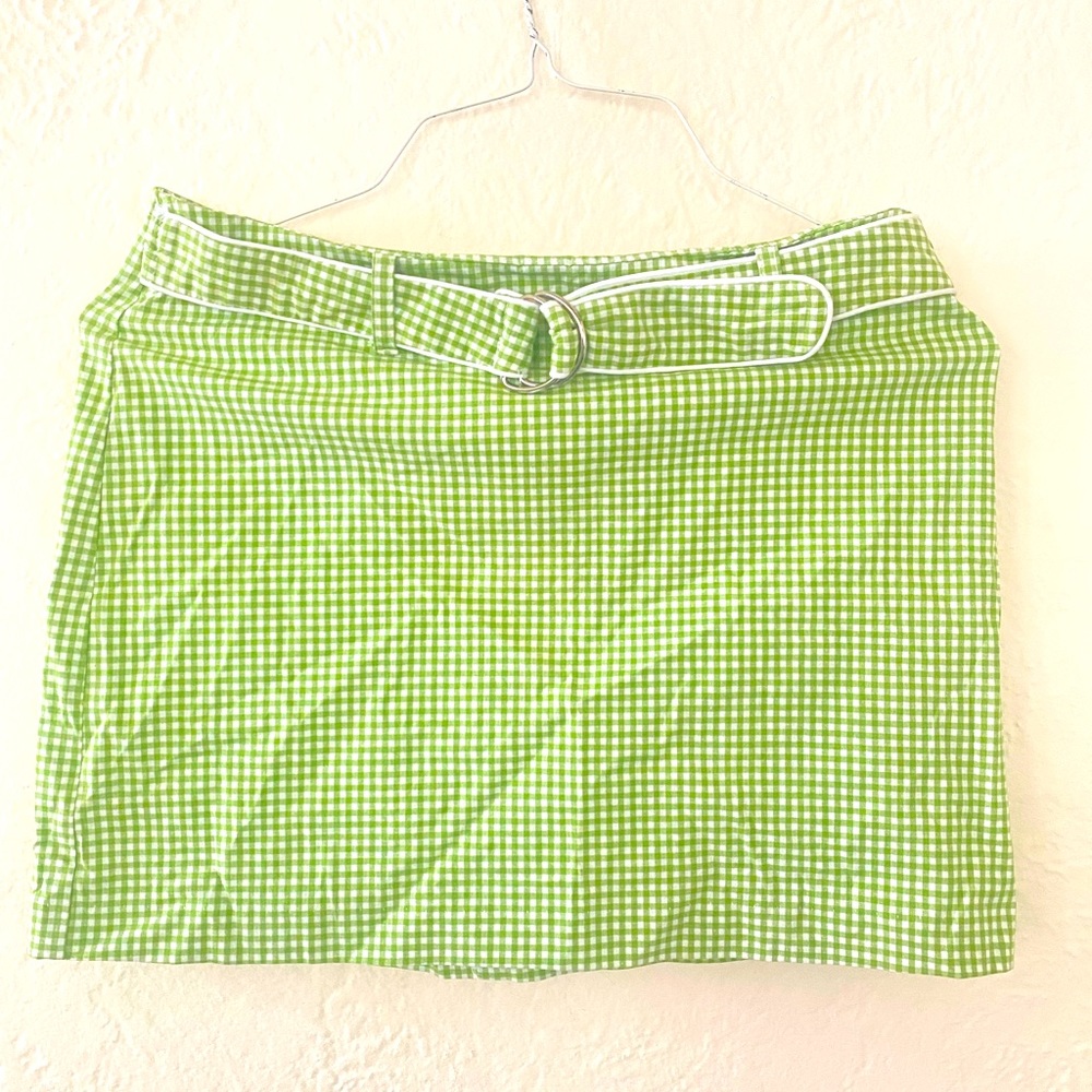 Super cute 90s mini  skirt!
